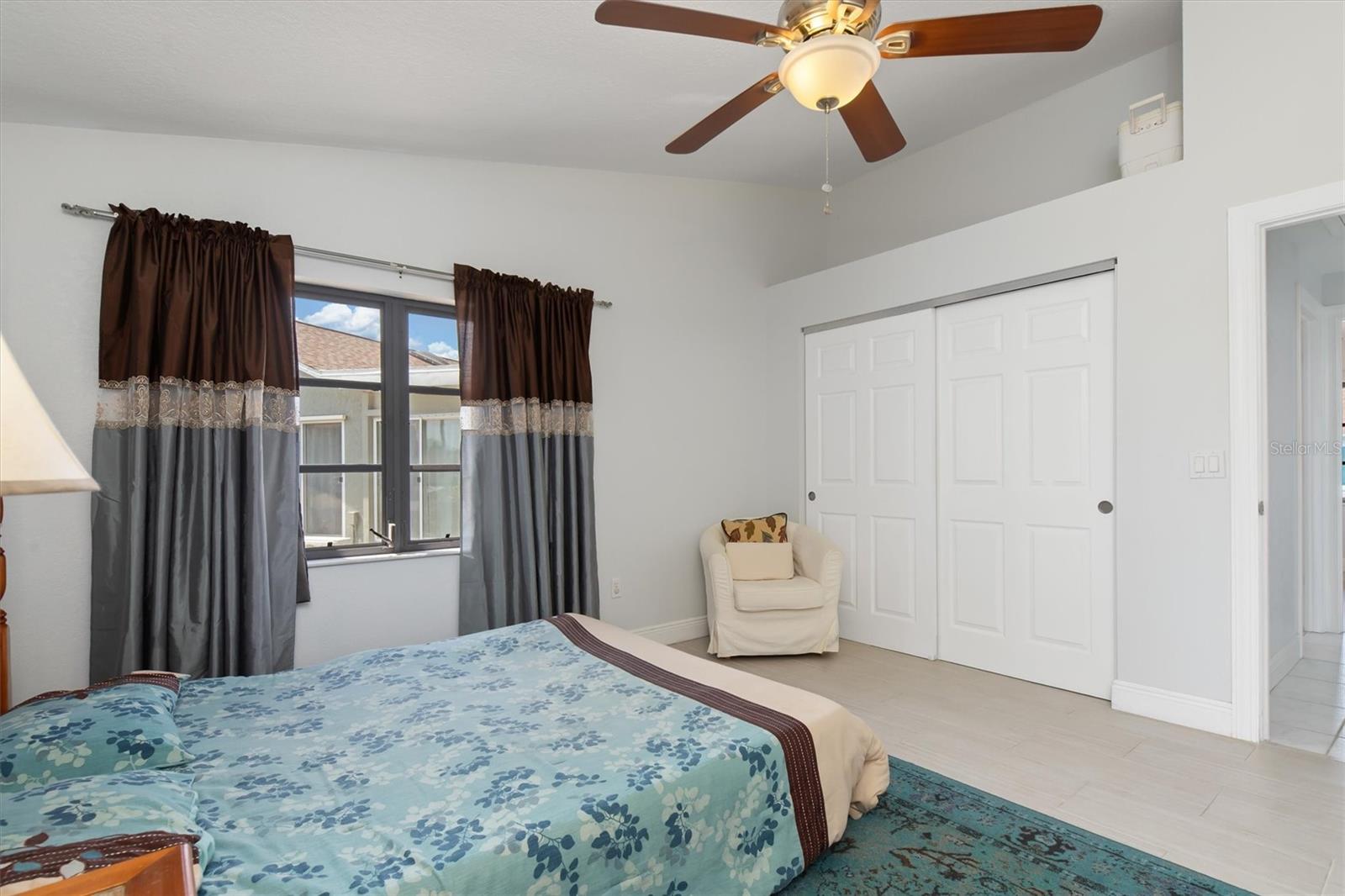Image 37 of 66 For 3825 Barnegat Drive