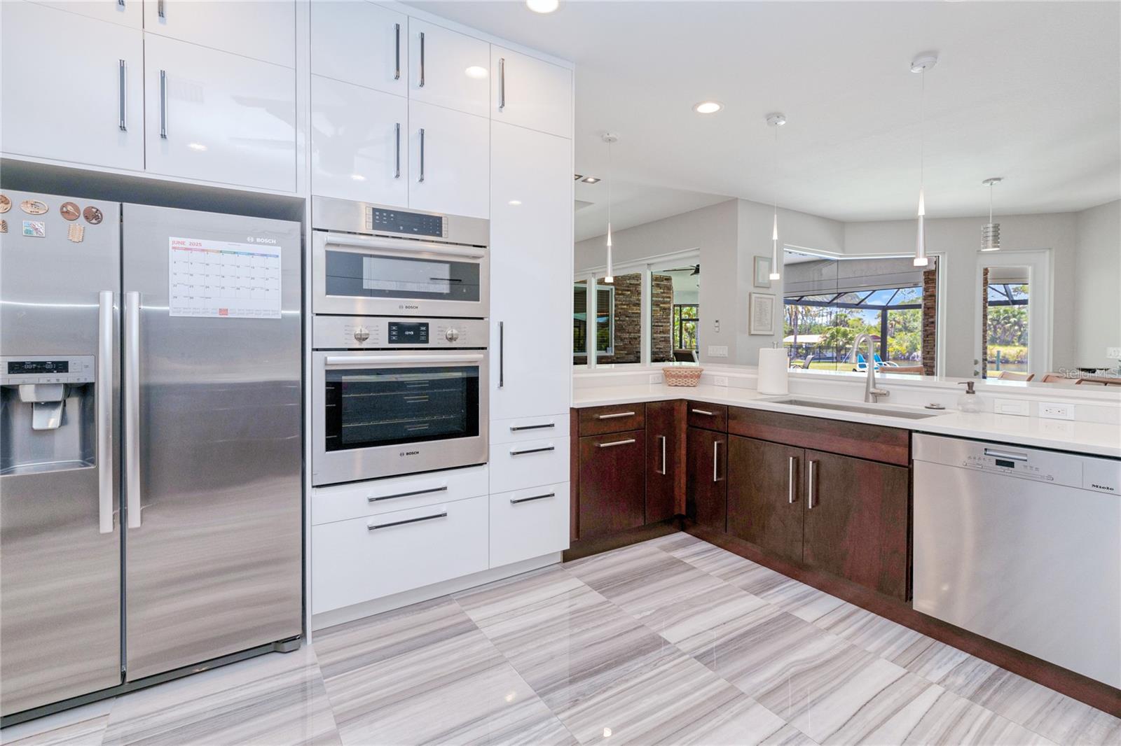 Image 16 of 52 For 13295 Eisenhower Drive