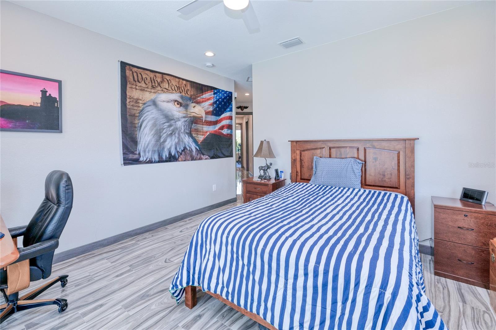 Image 30 of 52 For 13295 Eisenhower Drive