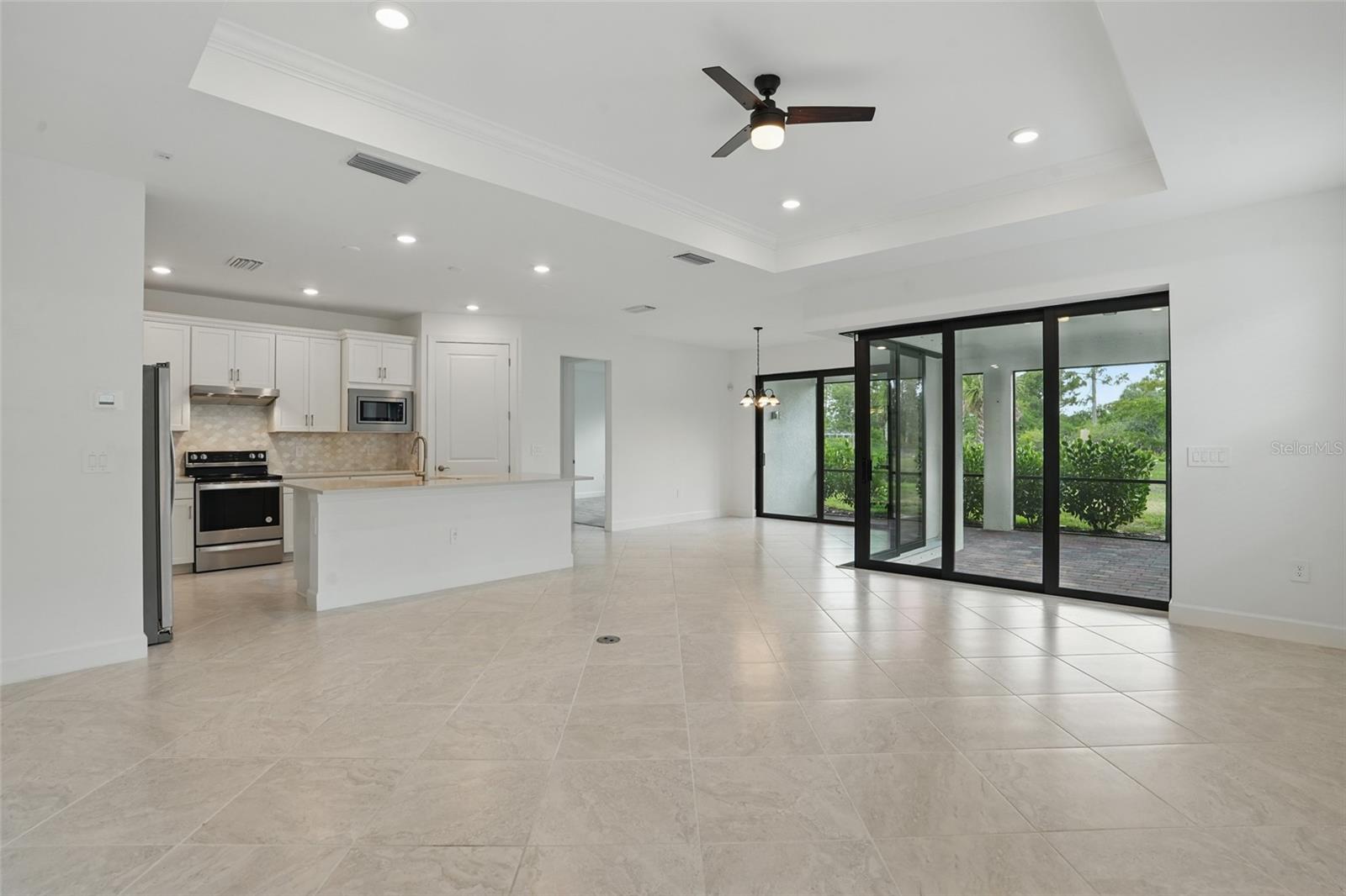 Image 10 of 57 For 16053 Rosemallow Lane