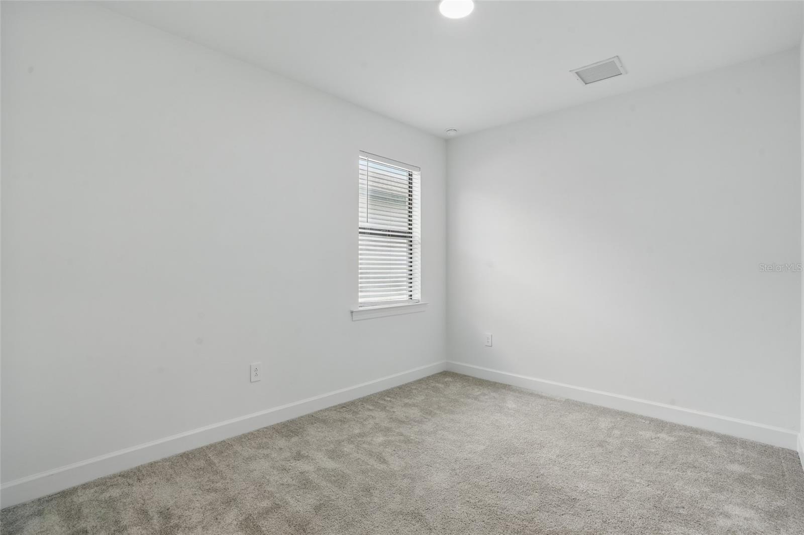 Image 31 of 57 For 16053 Rosemallow Lane