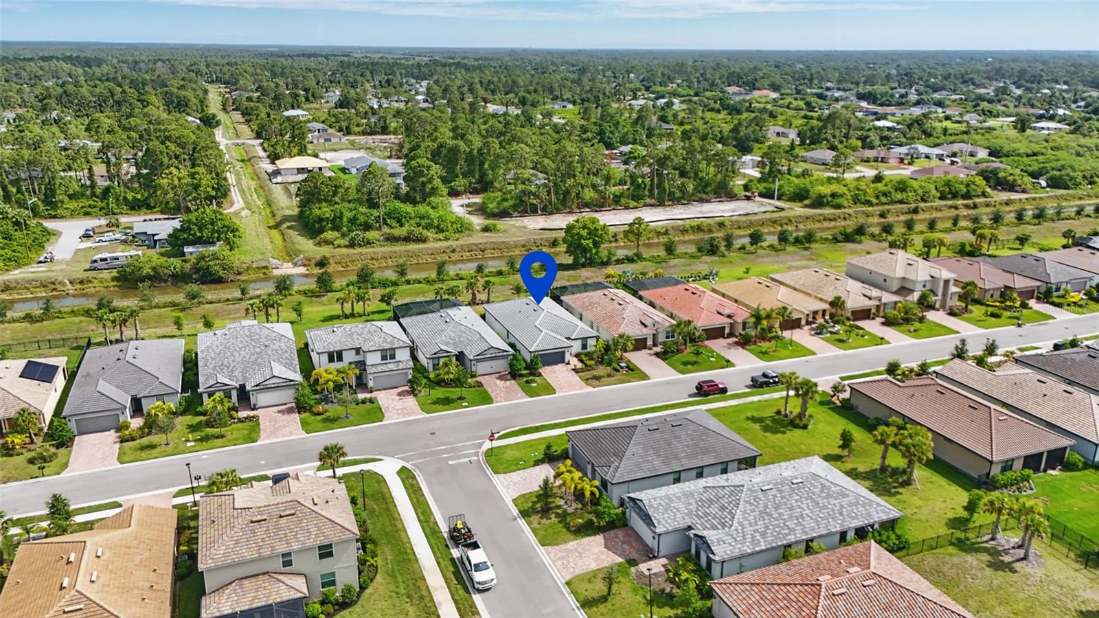 Image 4 of 57 For 16053 Rosemallow Lane