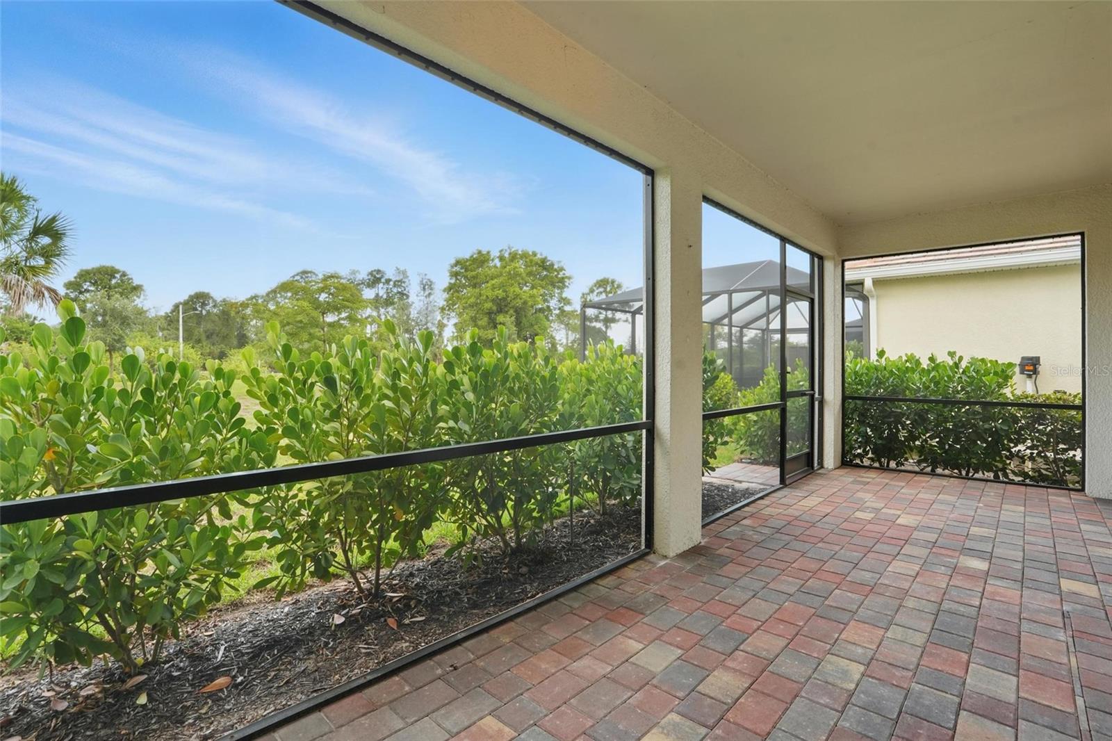 Image 40 of 57 For 16053 Rosemallow Lane