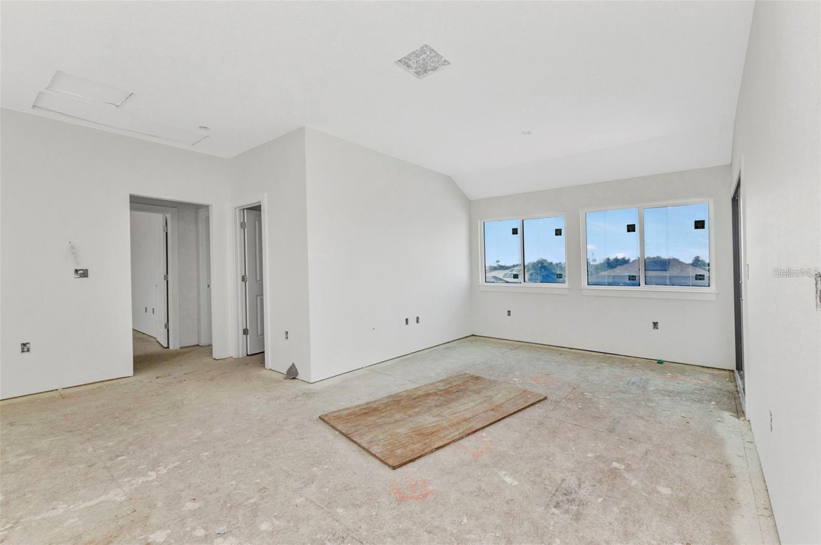 Listing photo id 12 for 12299 Albrecht Terrace
