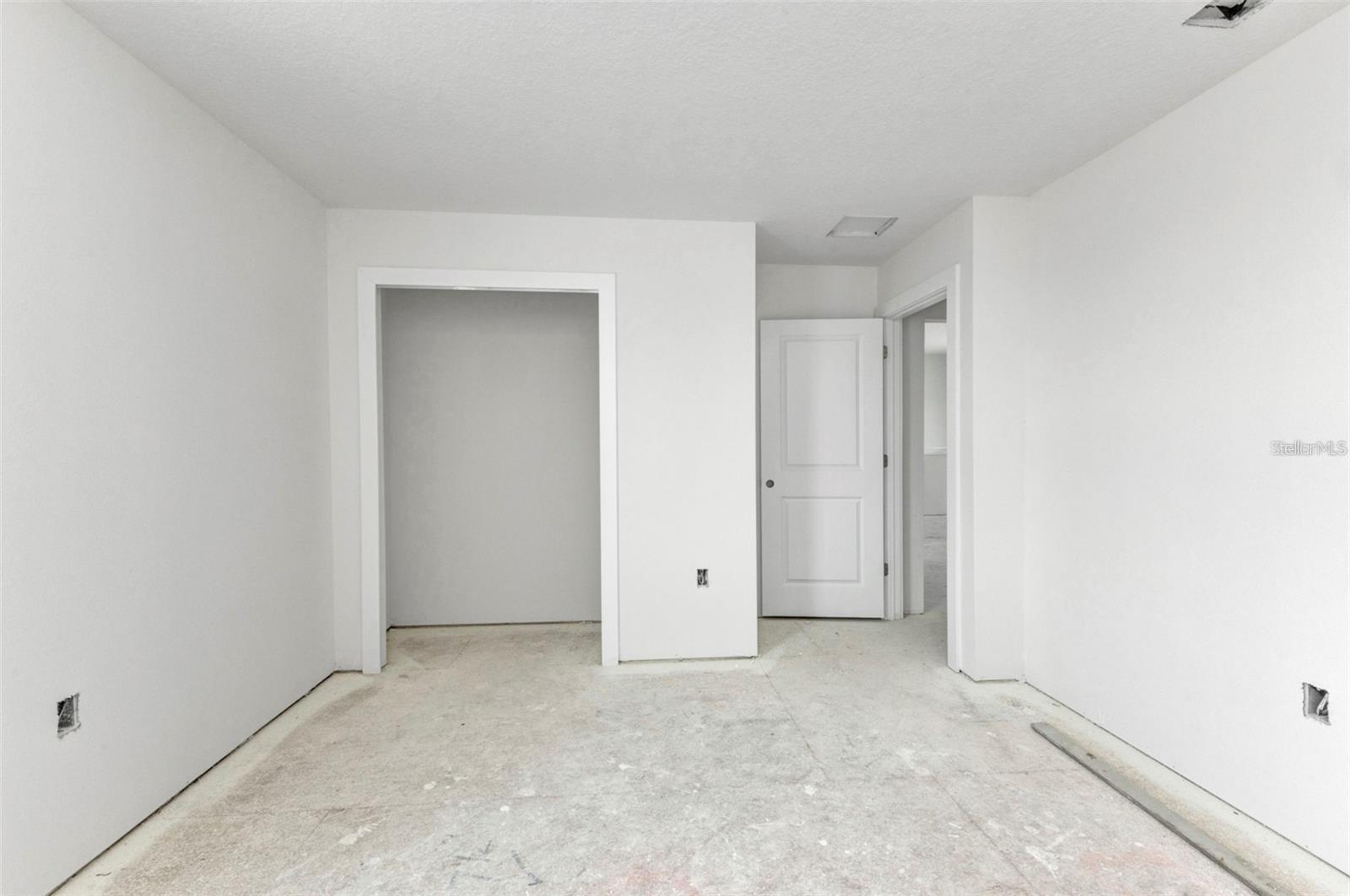 Listing photo id 19 for 12299 Albrecht Terrace