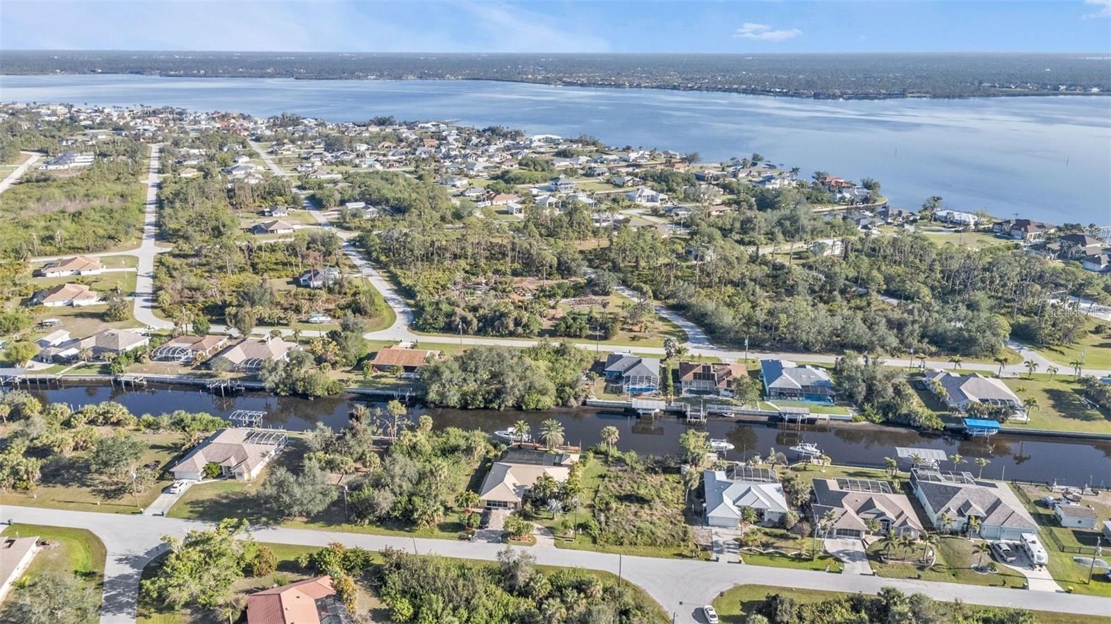 Listing photo id 24 for 12299 Albrecht Terrace