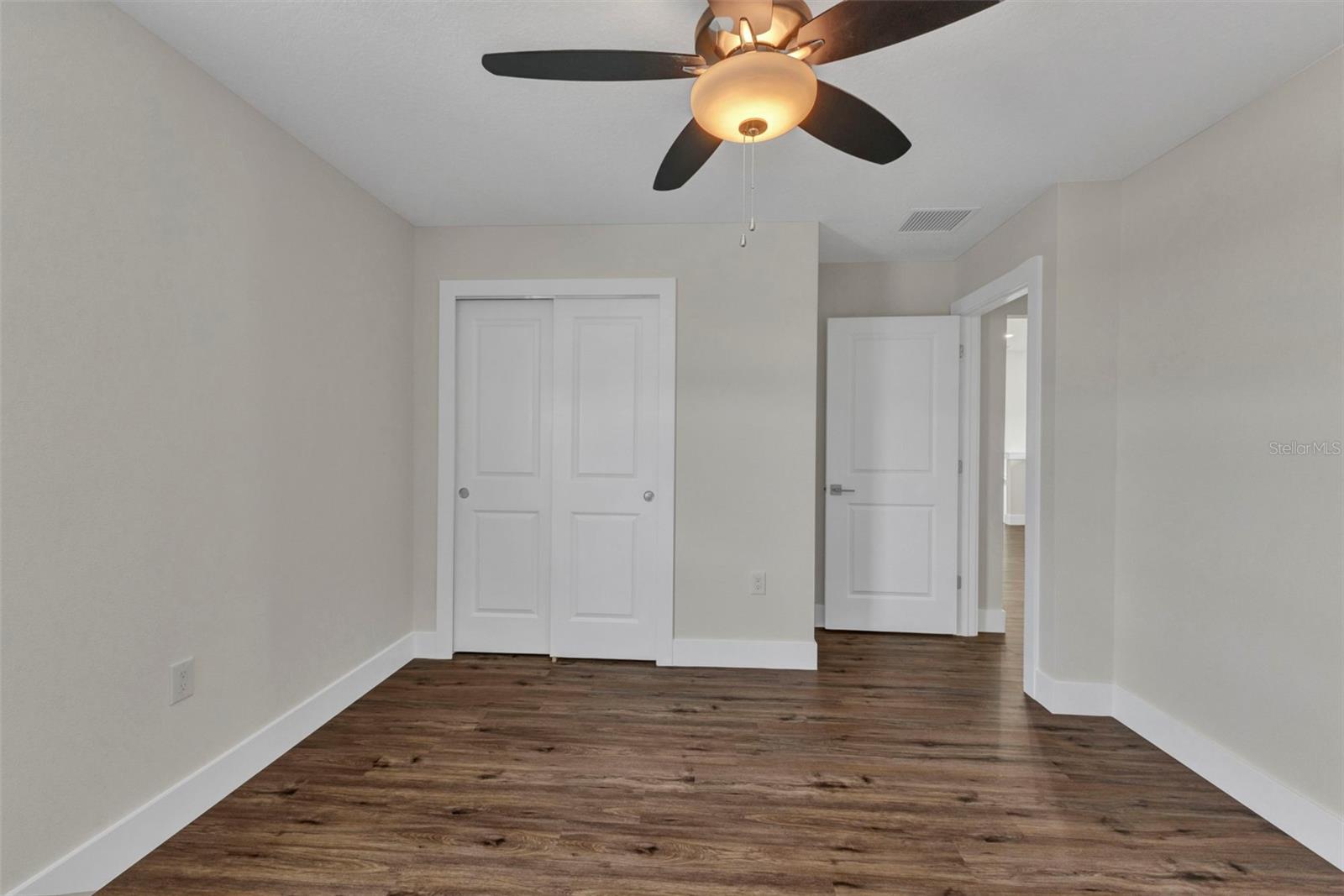 Image 31 of 66 For 12299 Albrecht Terrace
