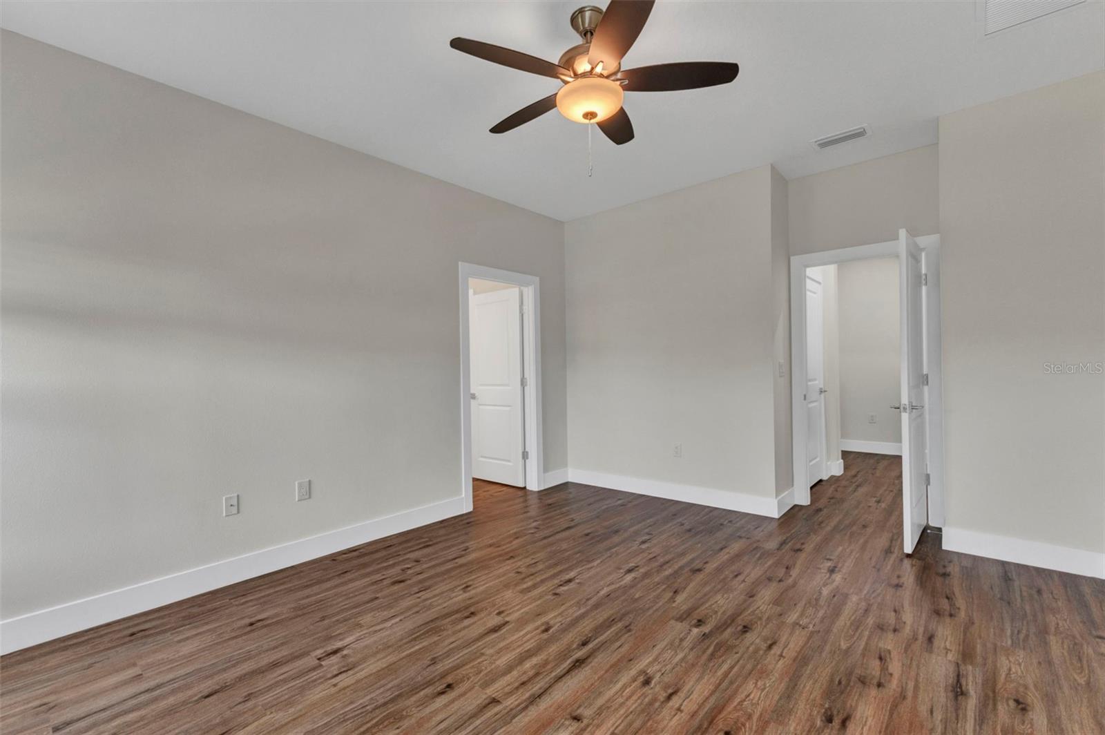 Image 39 of 66 For 12299 Albrecht Terrace