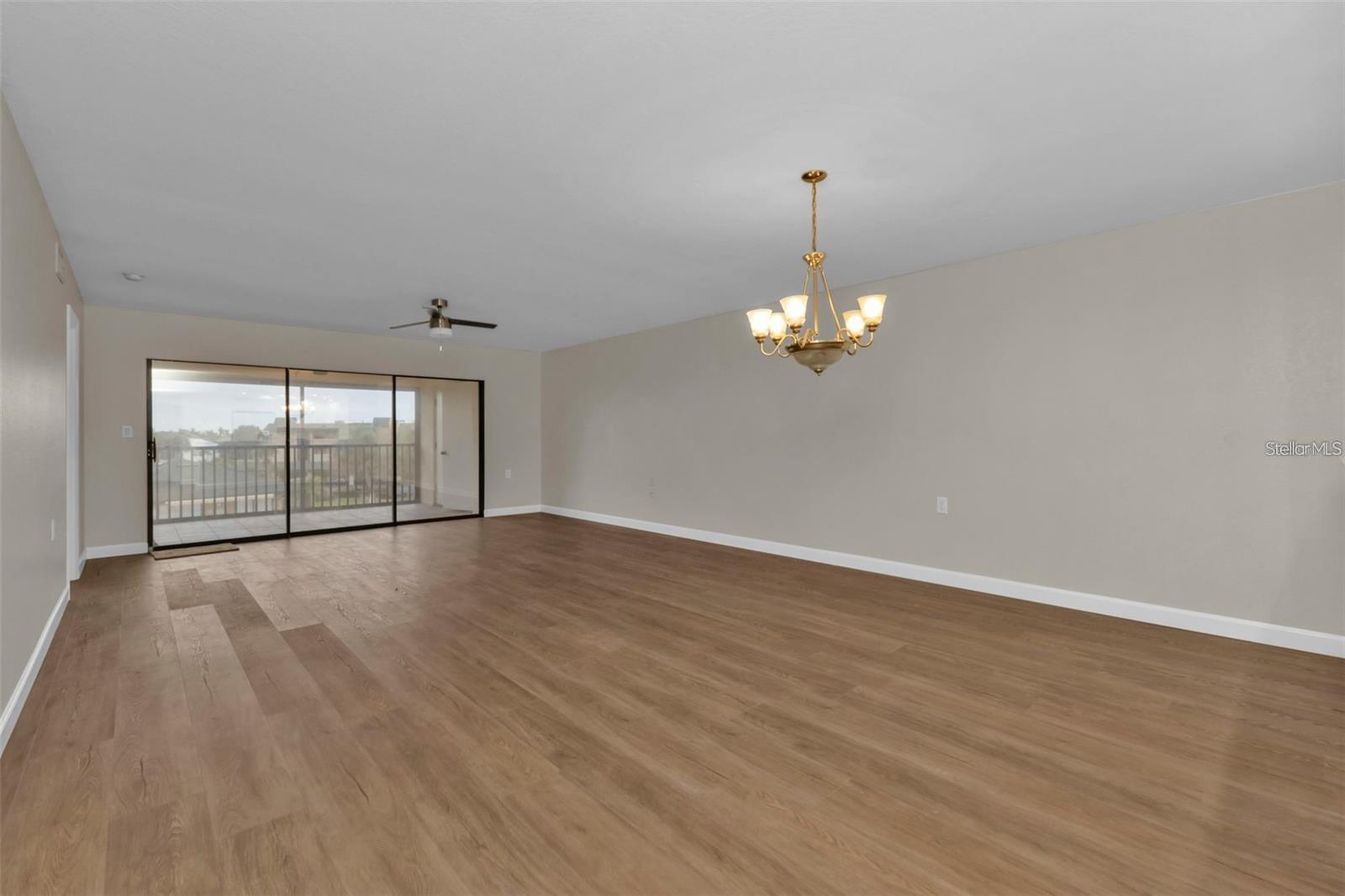 Image 12 of 42 For 601 Shreve Street 64c
