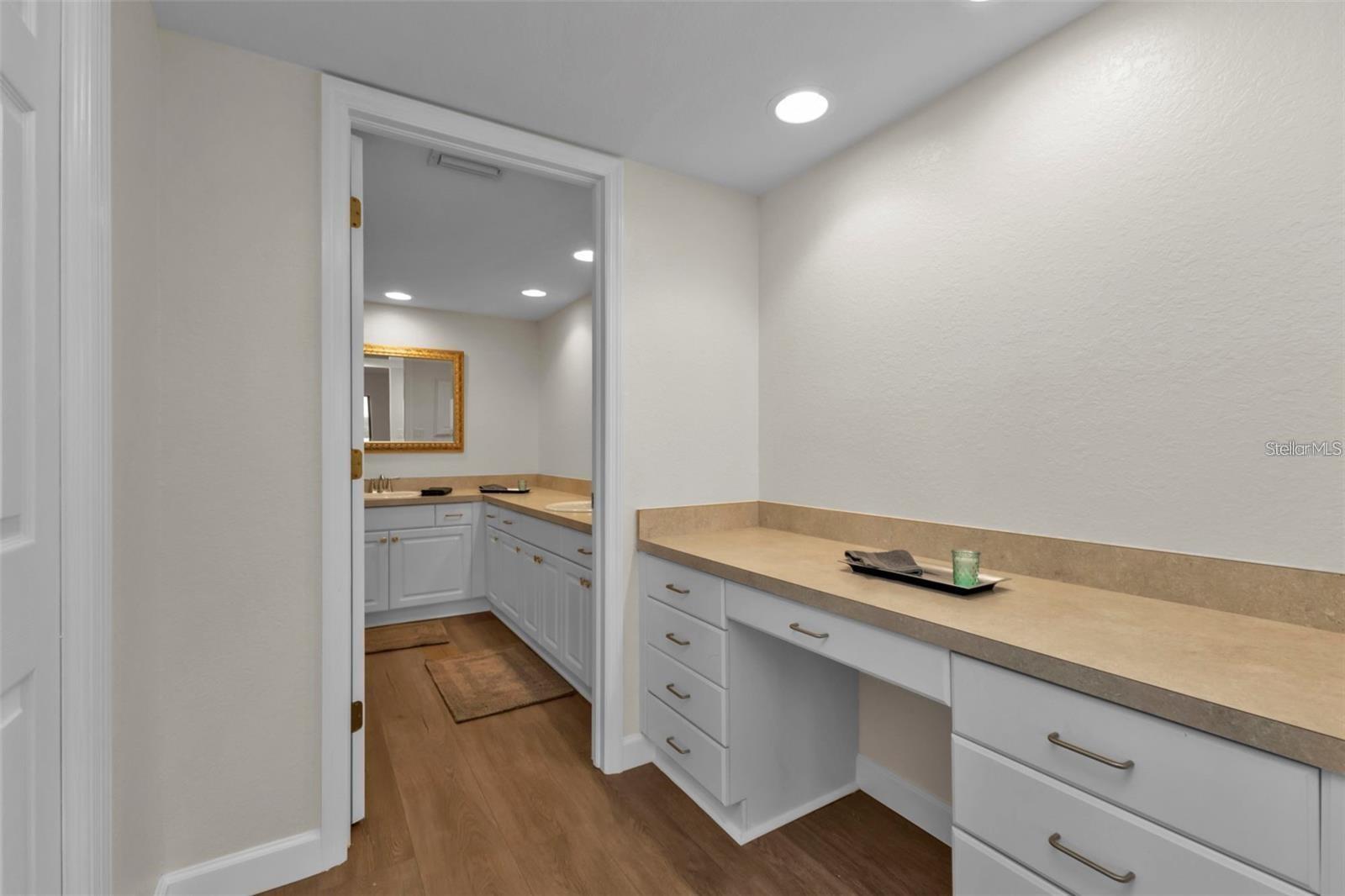 Image 25 of 42 For 601 Shreve Street 64c