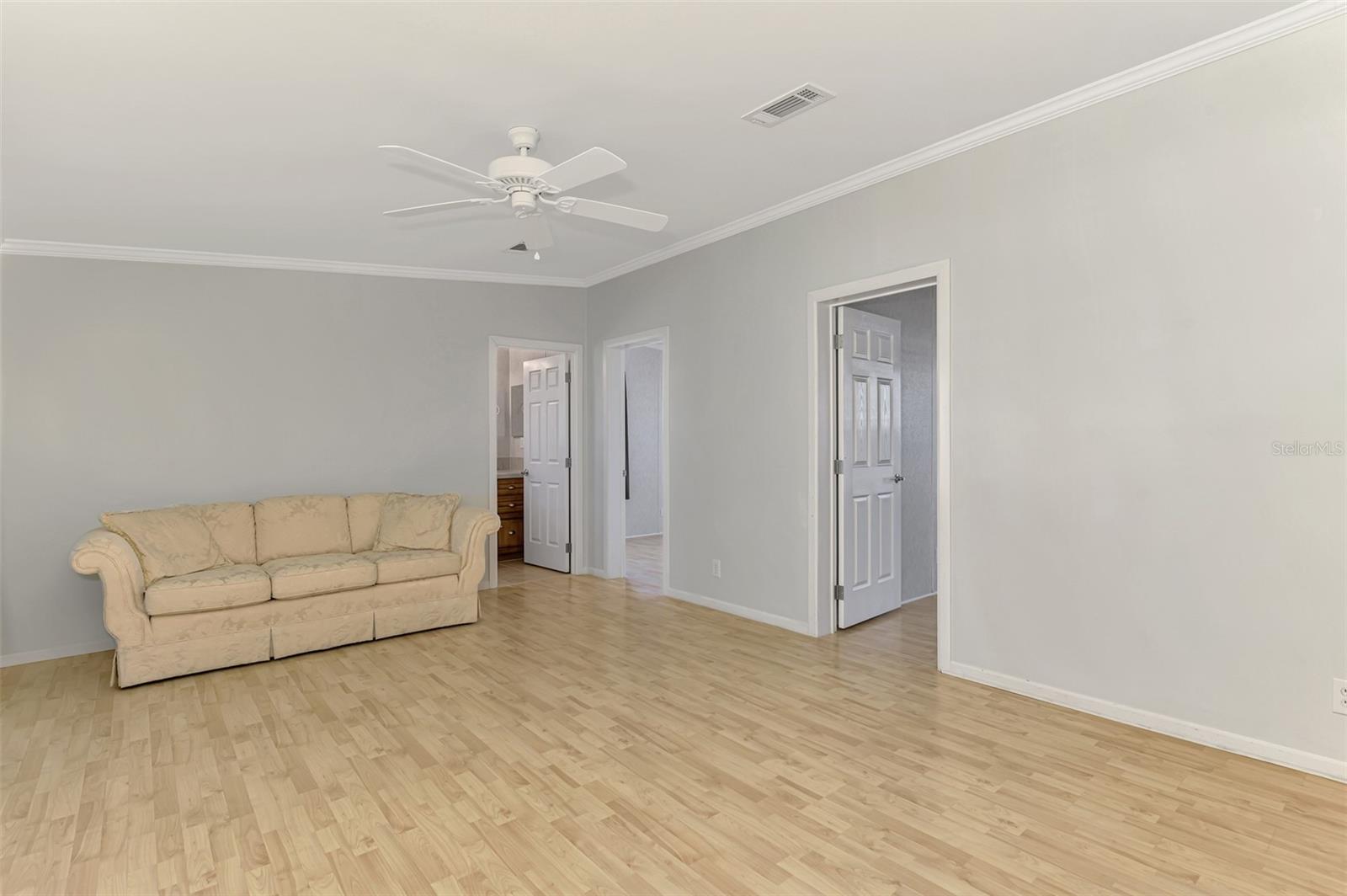 Image 25 of 82 For 621 Gloriosa Drive
