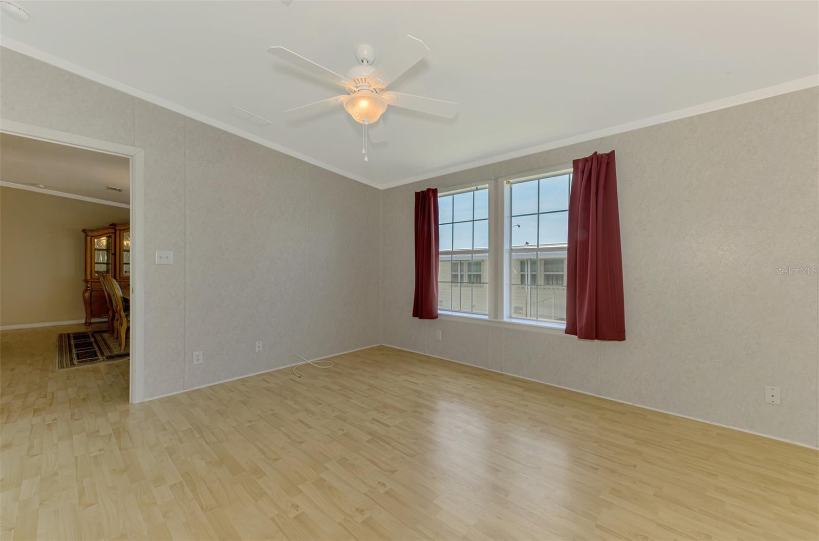 Image 31 of 82 For 621 Gloriosa Drive