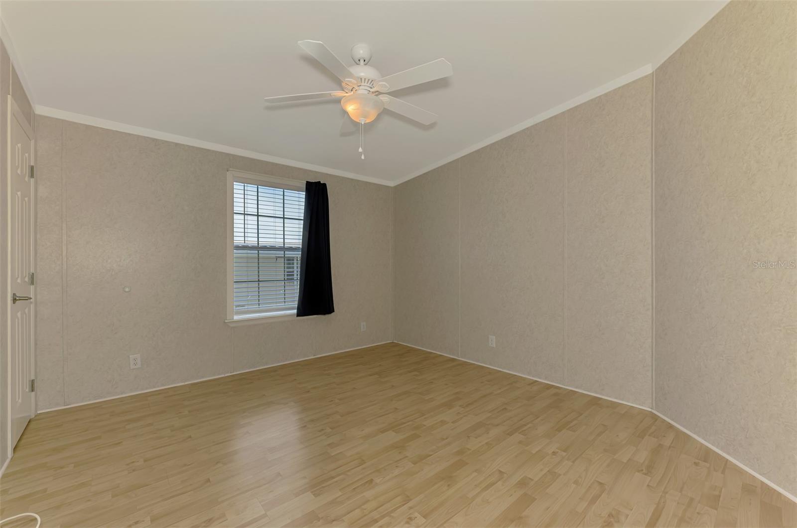Image 38 of 82 For 621 Gloriosa Drive