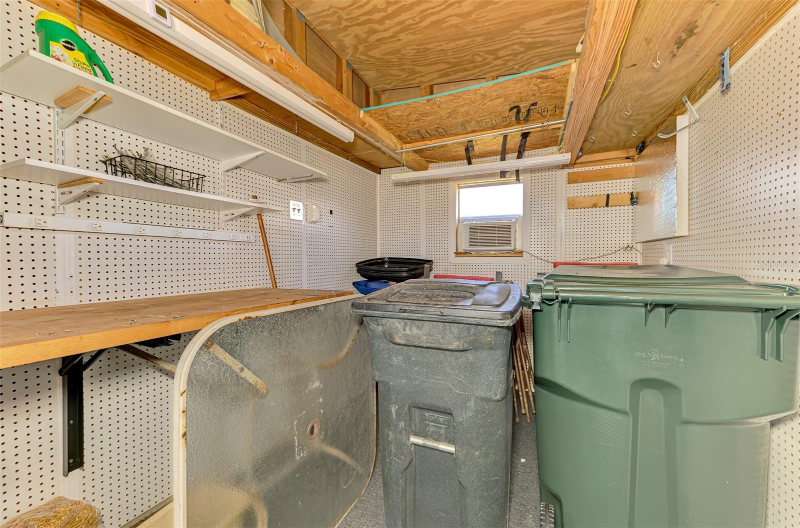 Image 46 of 82 For 621 Gloriosa Drive