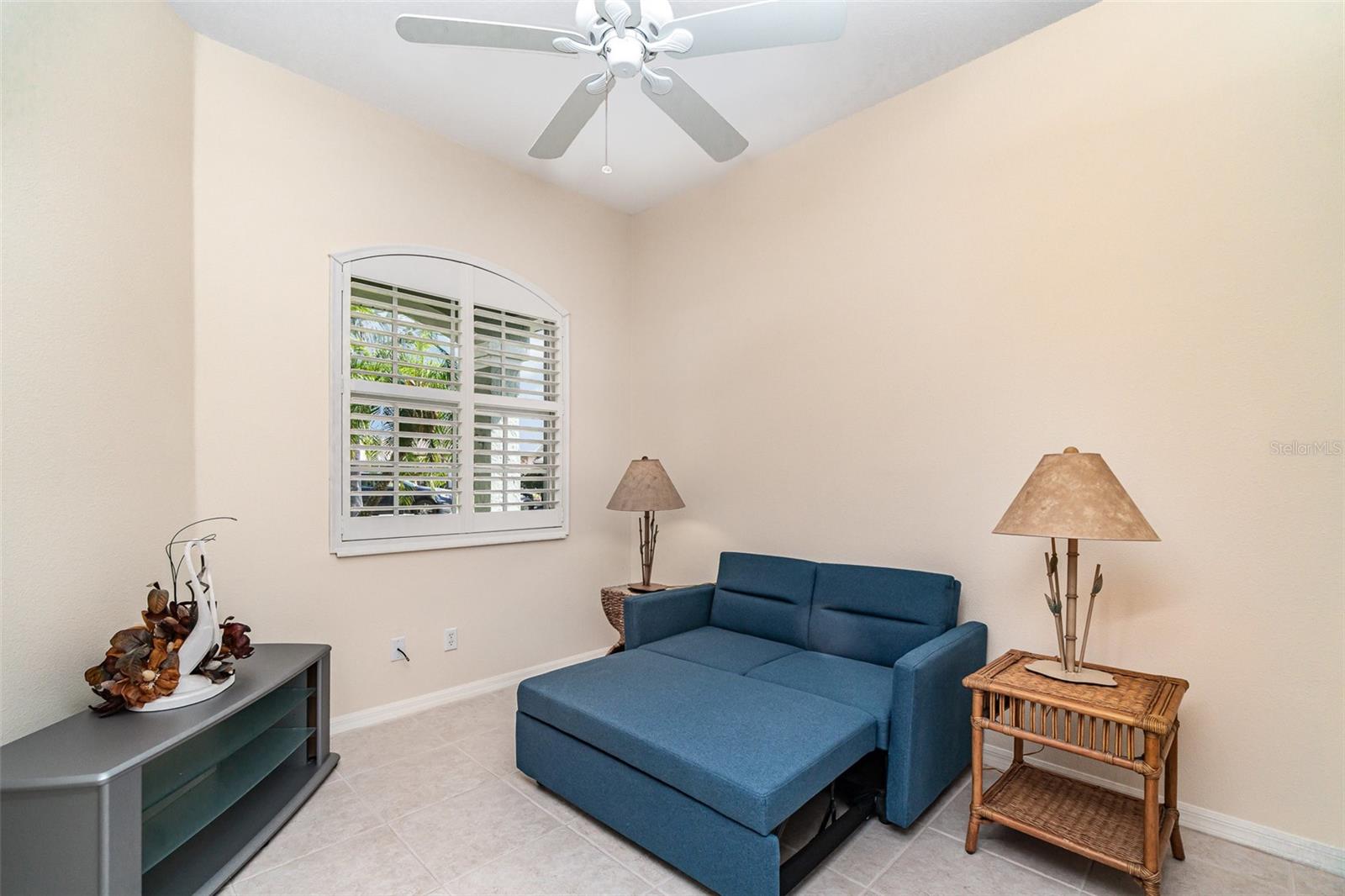 Image 12 of 36 For 7101 Dogwood Court