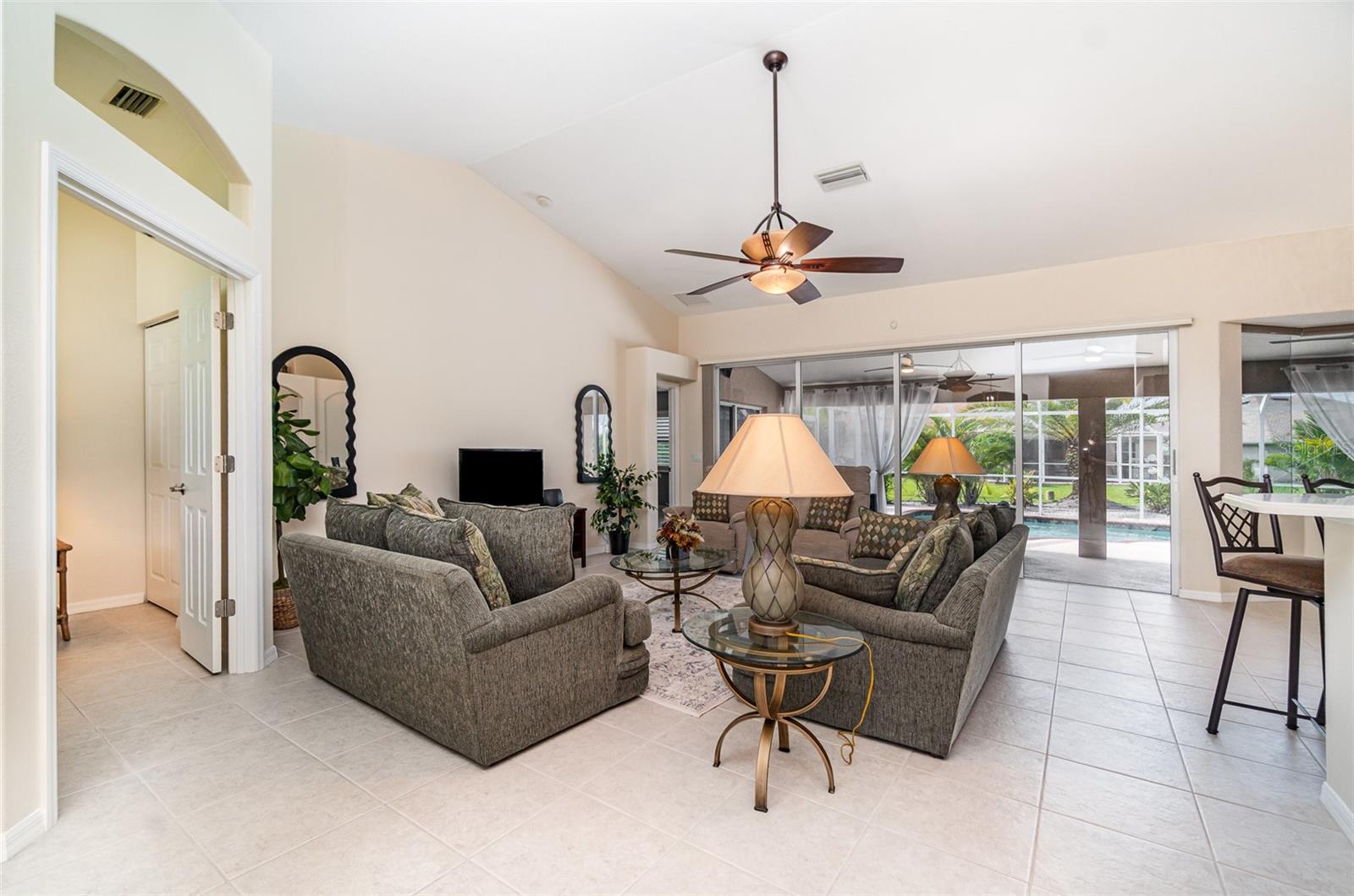 Image 2 of 36 For 7101 Dogwood Court