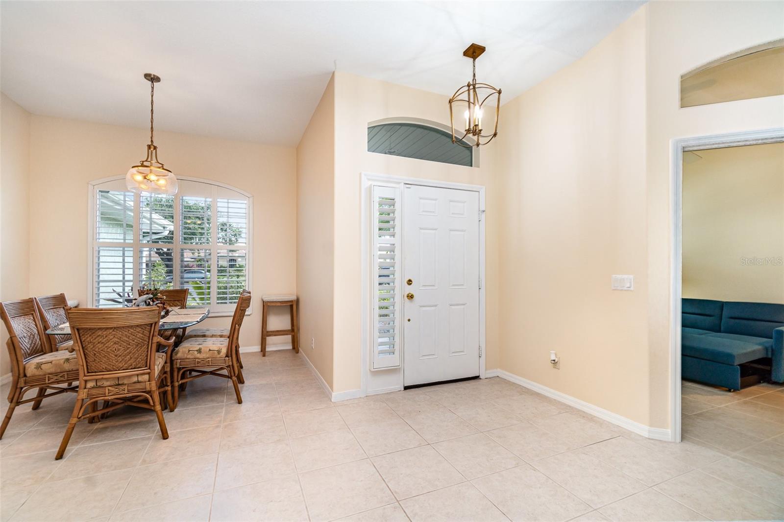 Image 5 of 36 For 7101 Dogwood Court