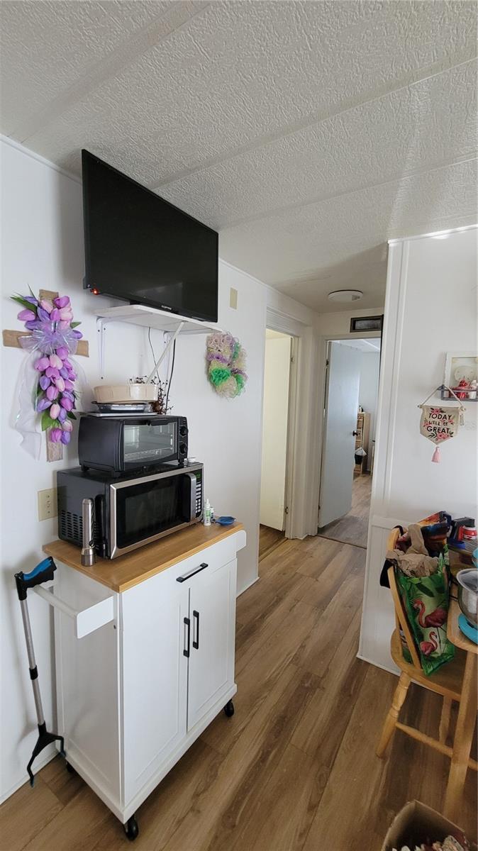 Image 13 of 28 For 232 La Rosas