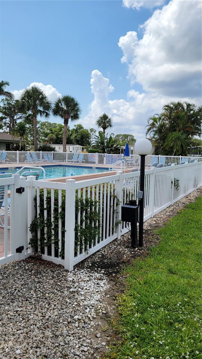 Image 25 of 28 For 232 La Rosas