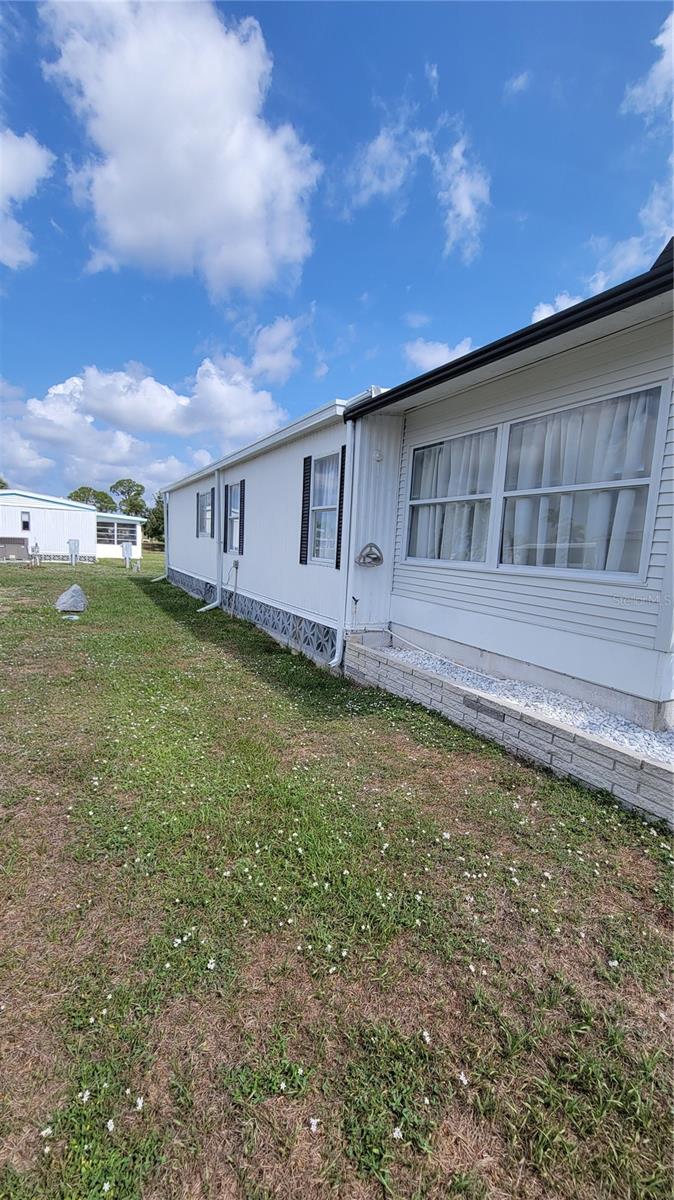 Image 4 of 28 For 232 La Rosas