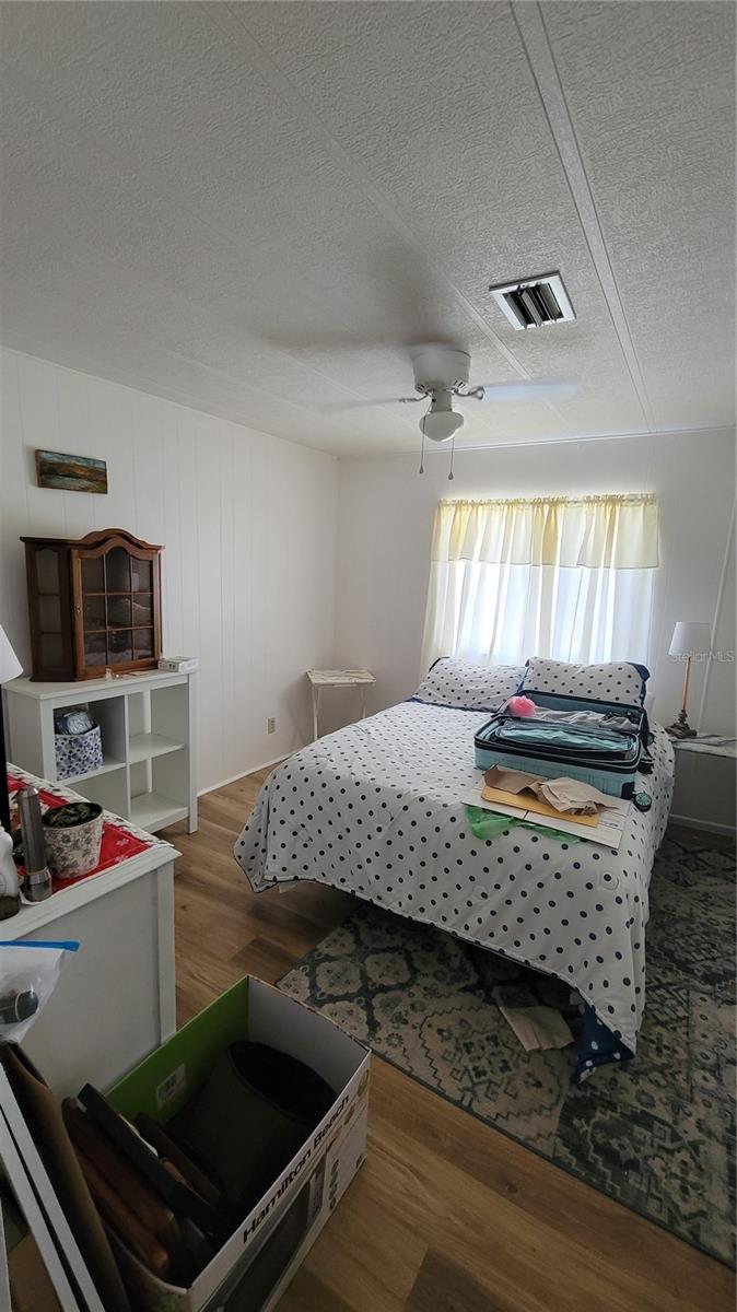 Image 8 of 28 For 232 La Rosas