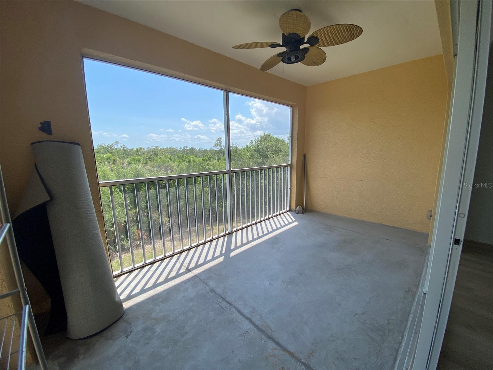 Image 17 of 22 For 2081 Willow Hammock Circle 302