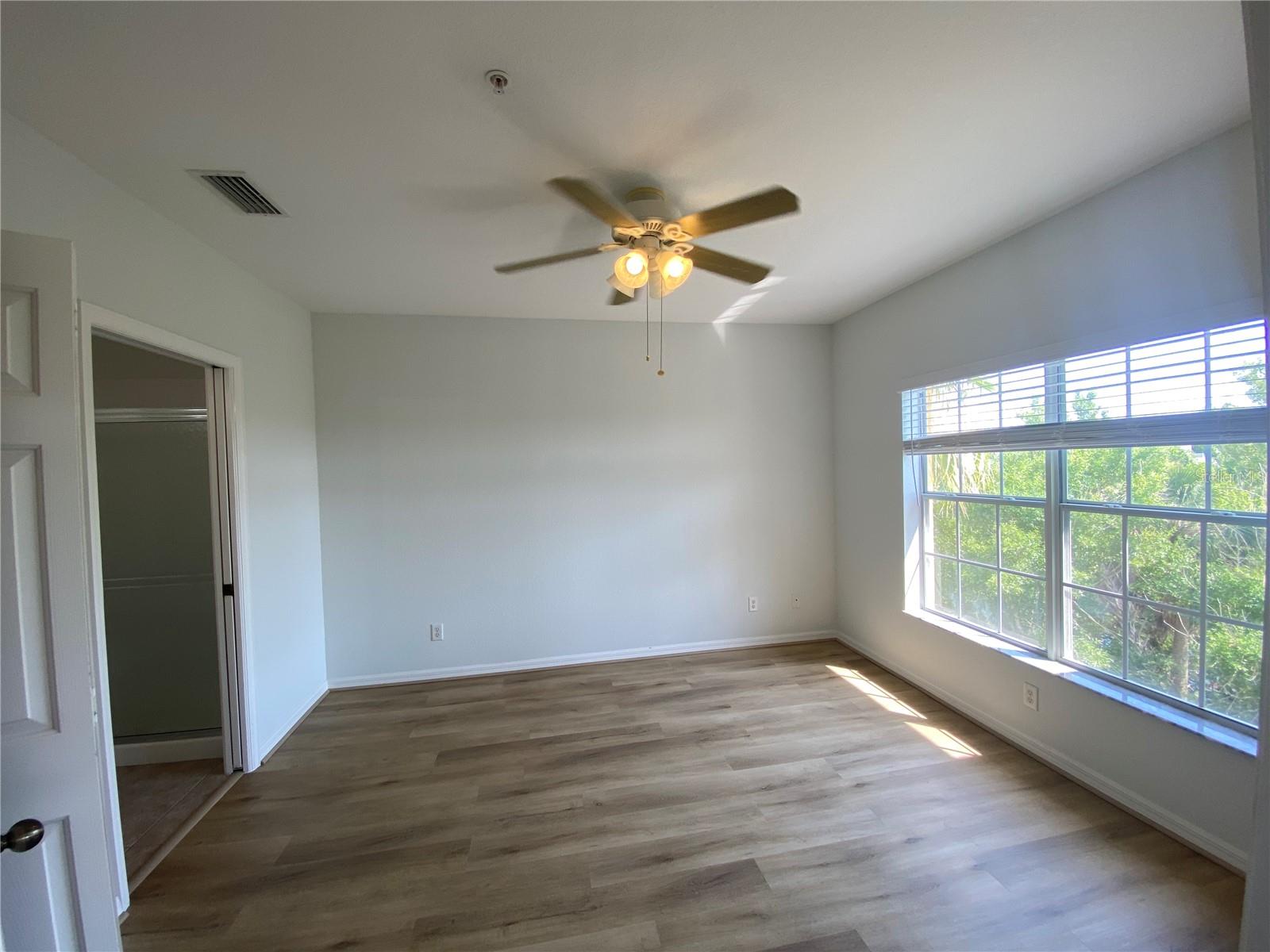 Image 18 of 22 For 2081 Willow Hammock Circle 302