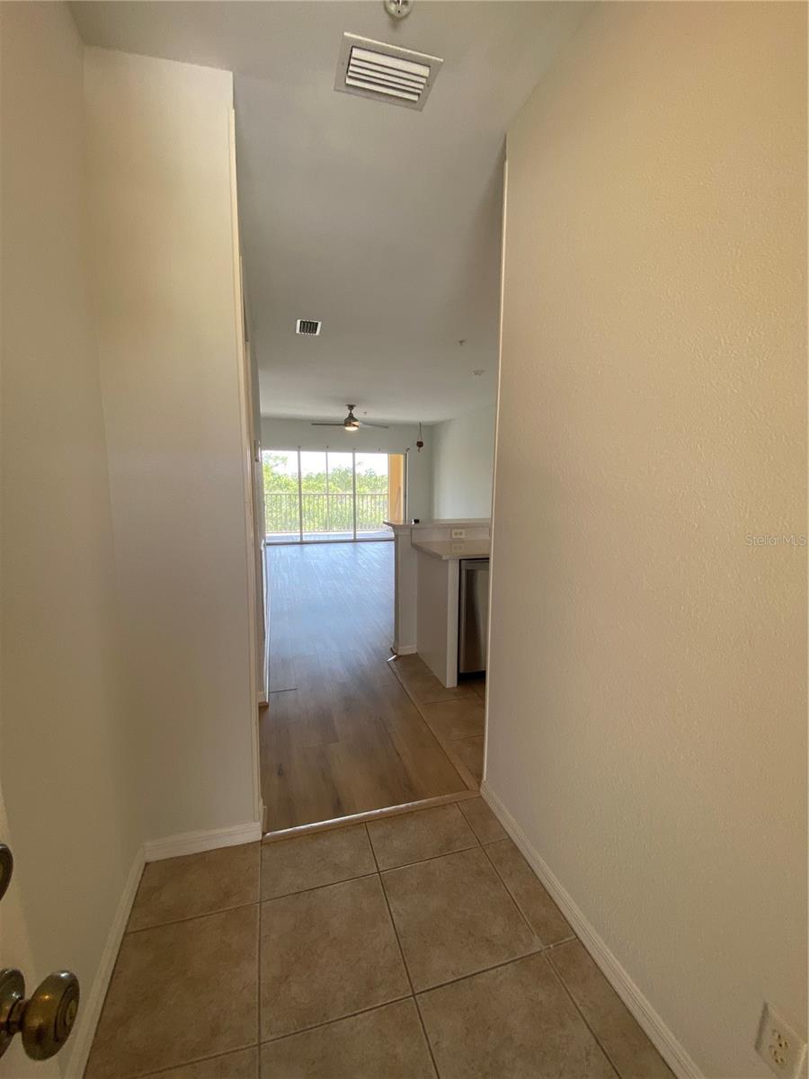Image 5 of 22 For 2081 Willow Hammock Circle 302