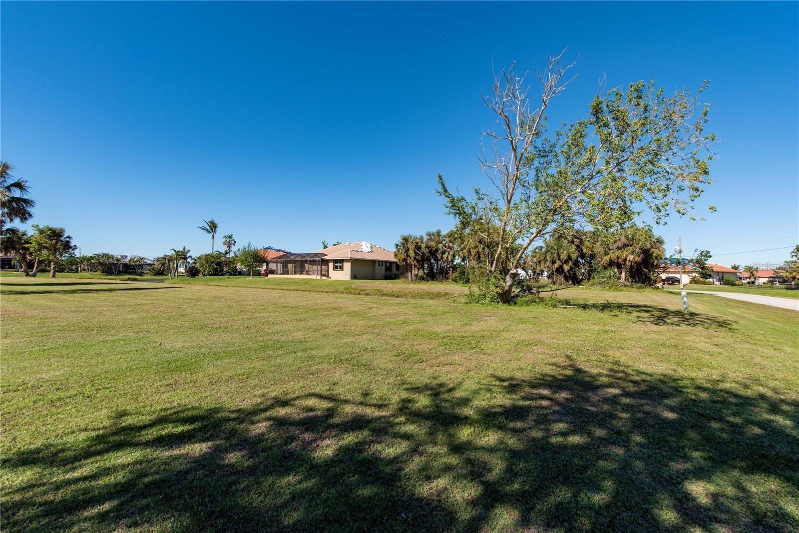 Image 4 of 7 For 17207 Mint Lane