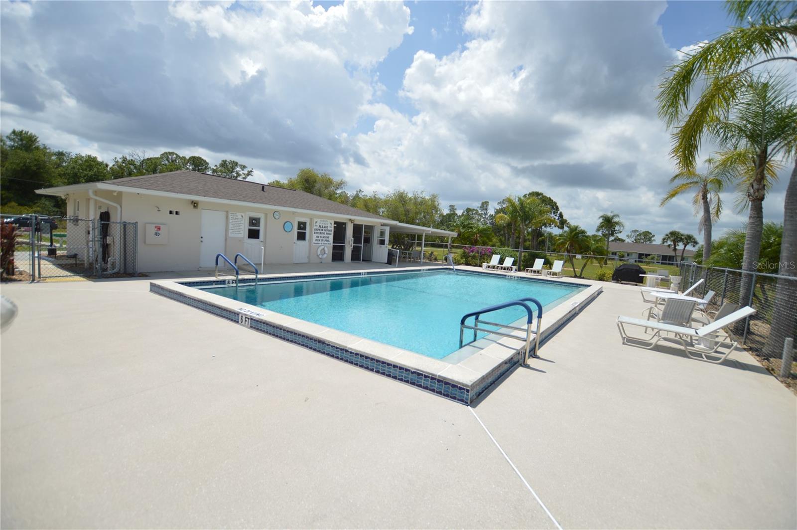 Image 36 of 39 For 12538 Kingsway Circle 1602