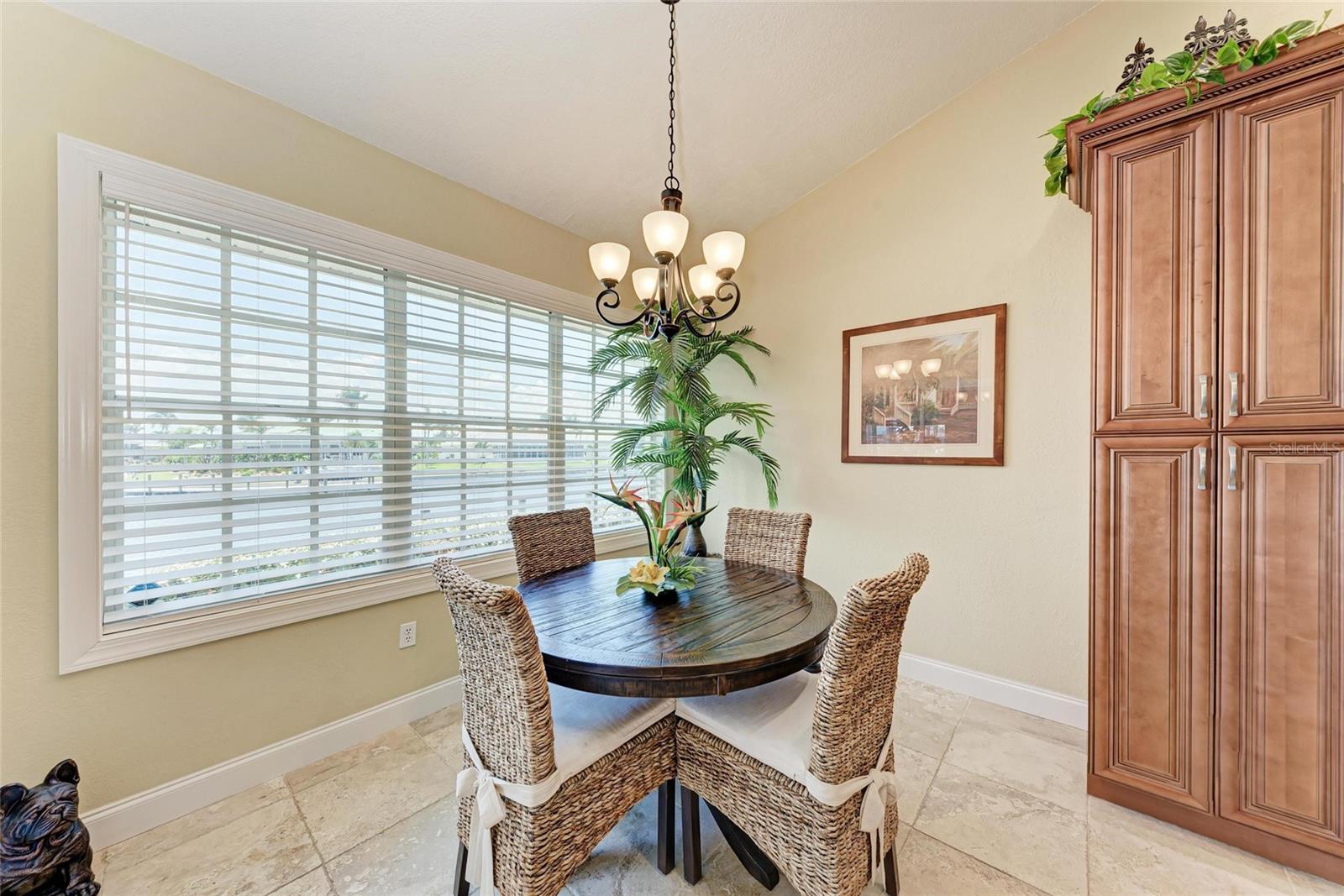 Image 17 of 56 For 3800 Bal Harbor Boulevard 414