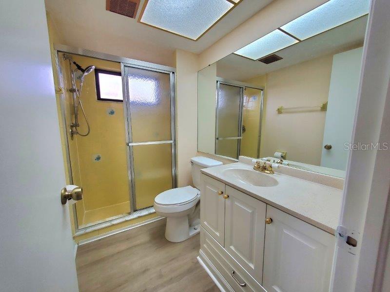 Image 23 of 29 For 446 Spring Lake Boulevard Nw