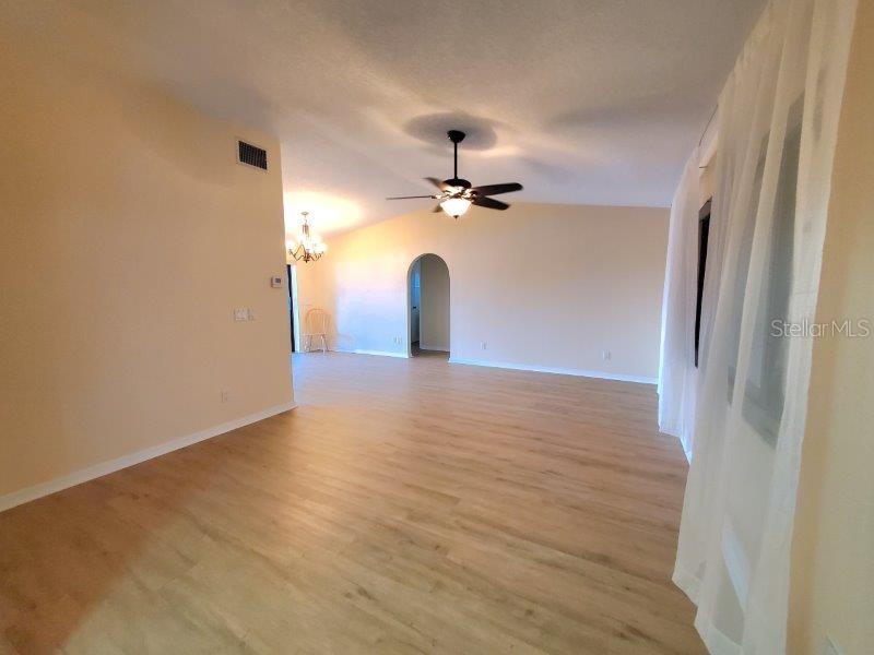 Image 8 of 29 For 446 Spring Lake Boulevard Nw