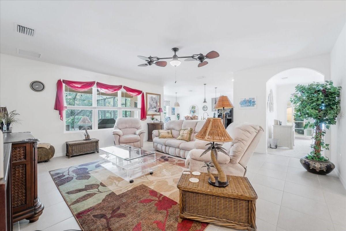 Image 37 of 70 For 7652 Mikasa Drive