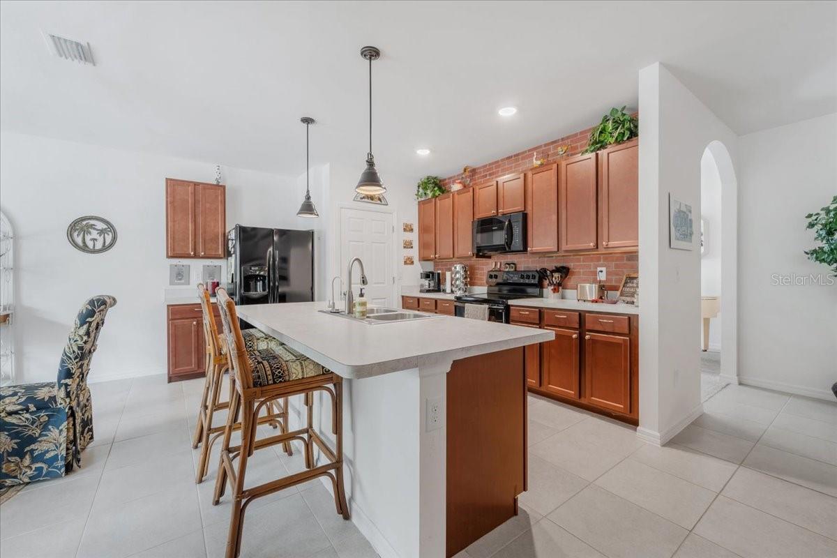 Image 45 of 70 For 7652 Mikasa Drive