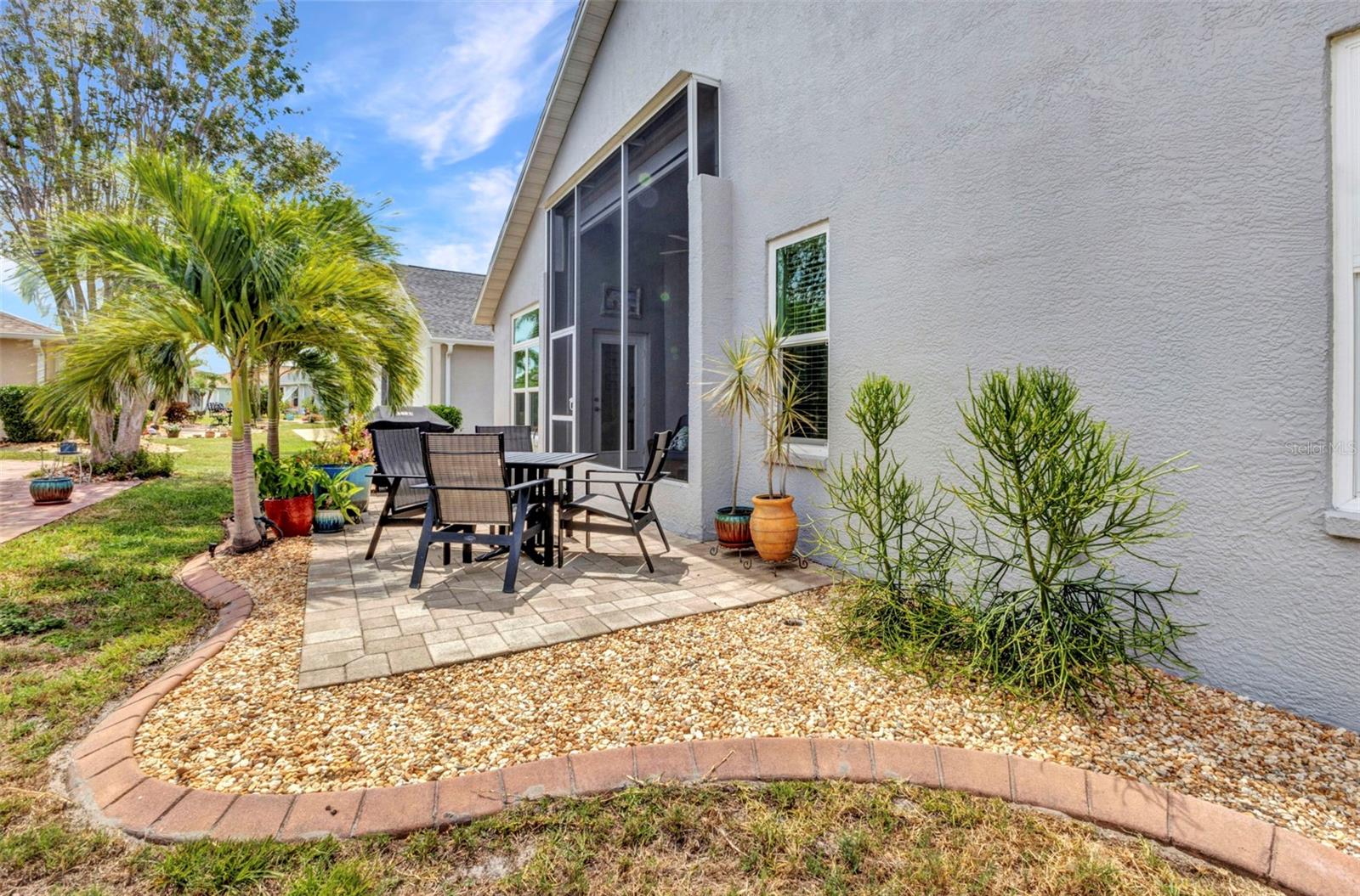 Image 10 of 46 For 24358 Folkstone Avenue