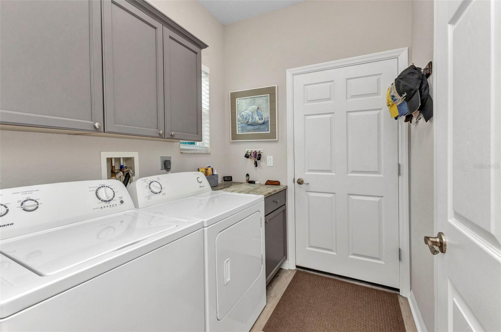Image 23 of 46 For 24358 Folkstone Avenue