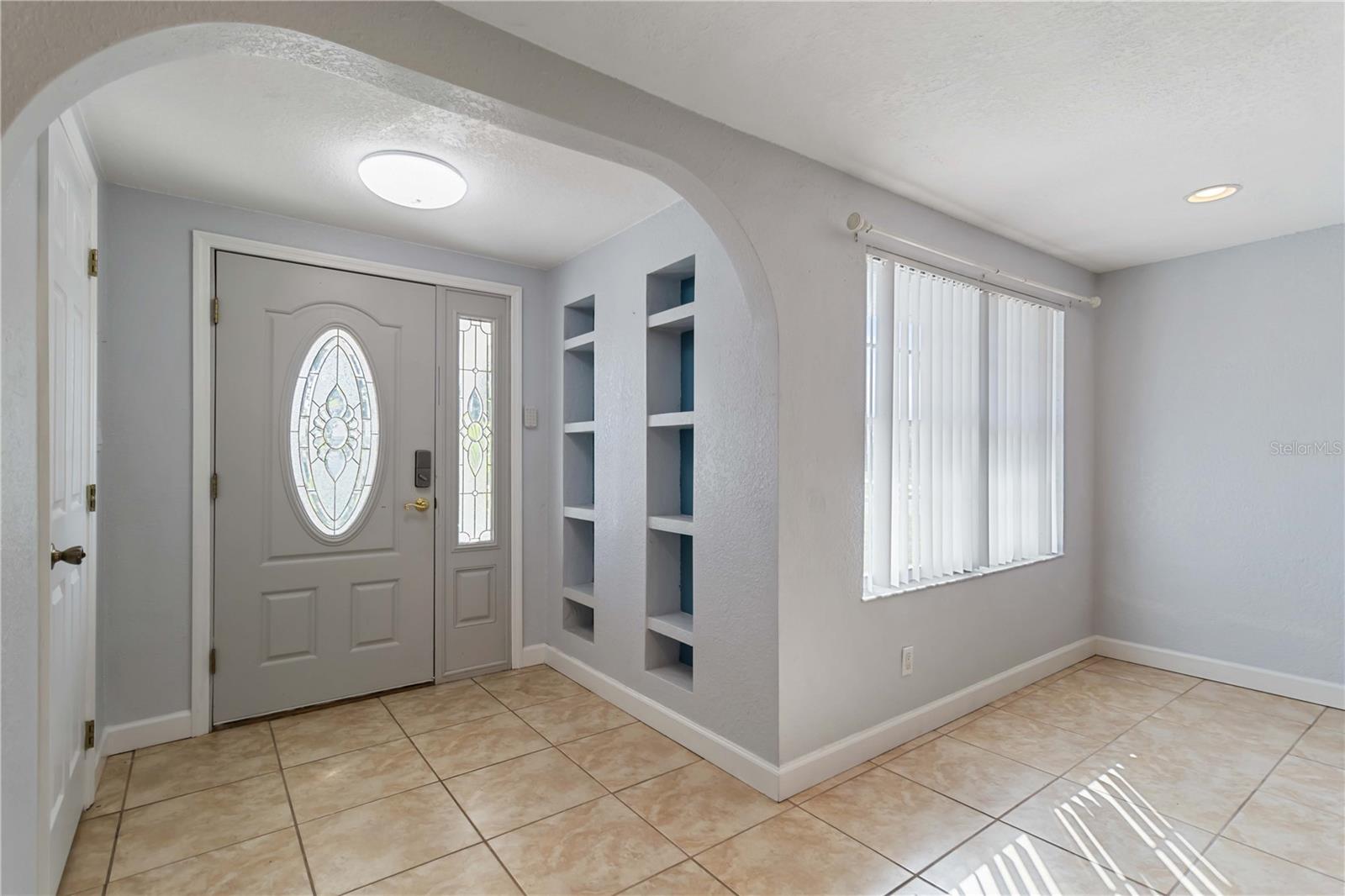 Image 4 of 26 For 711 Forest Hill Lane Nw