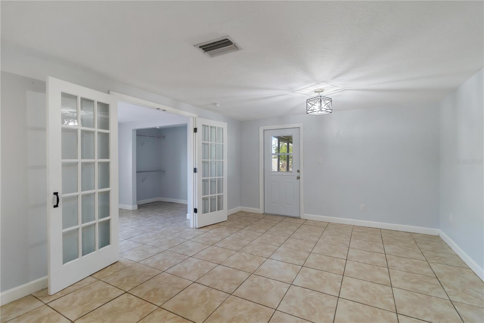 Image 9 of 26 For 711 Forest Hill Lane Nw