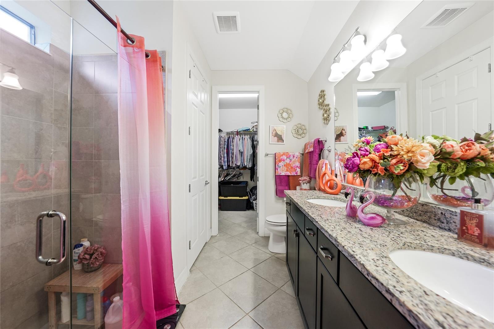 Image 16 of 39 For 2515 Sherman Oak Drive