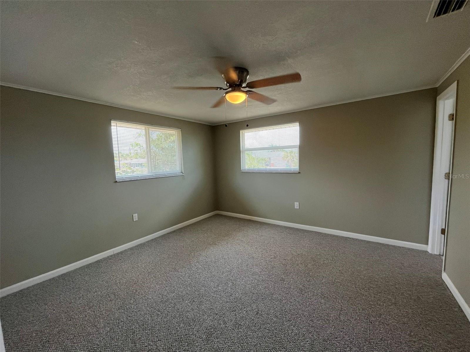 Image 8 of 13 For 3251 Pinetree Street