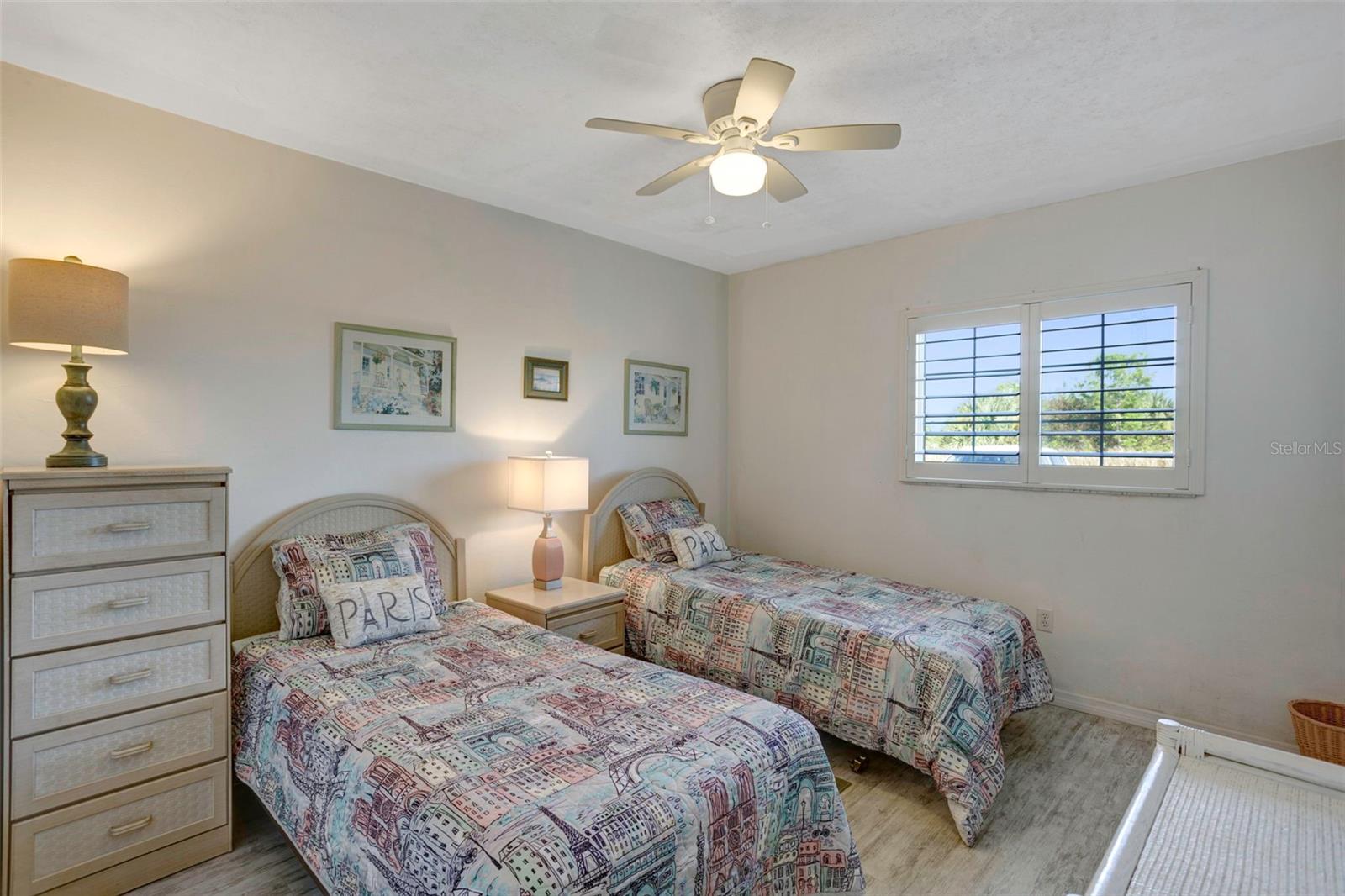 Image 16 of 26 For 3310 Loveland Boulevard 2304
