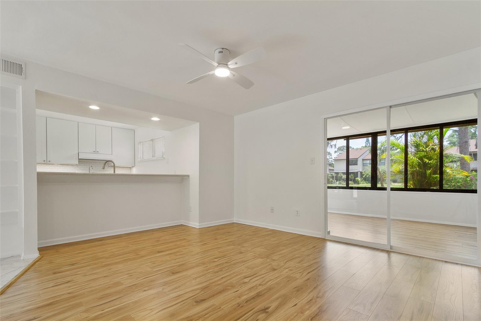 Image 10 of 44 For 4346 Rayfield Drive 4346