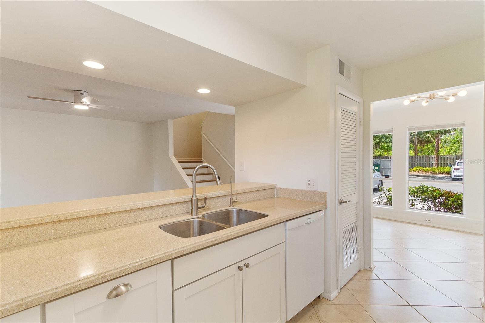 Image 21 of 44 For 4346 Rayfield Drive 4346