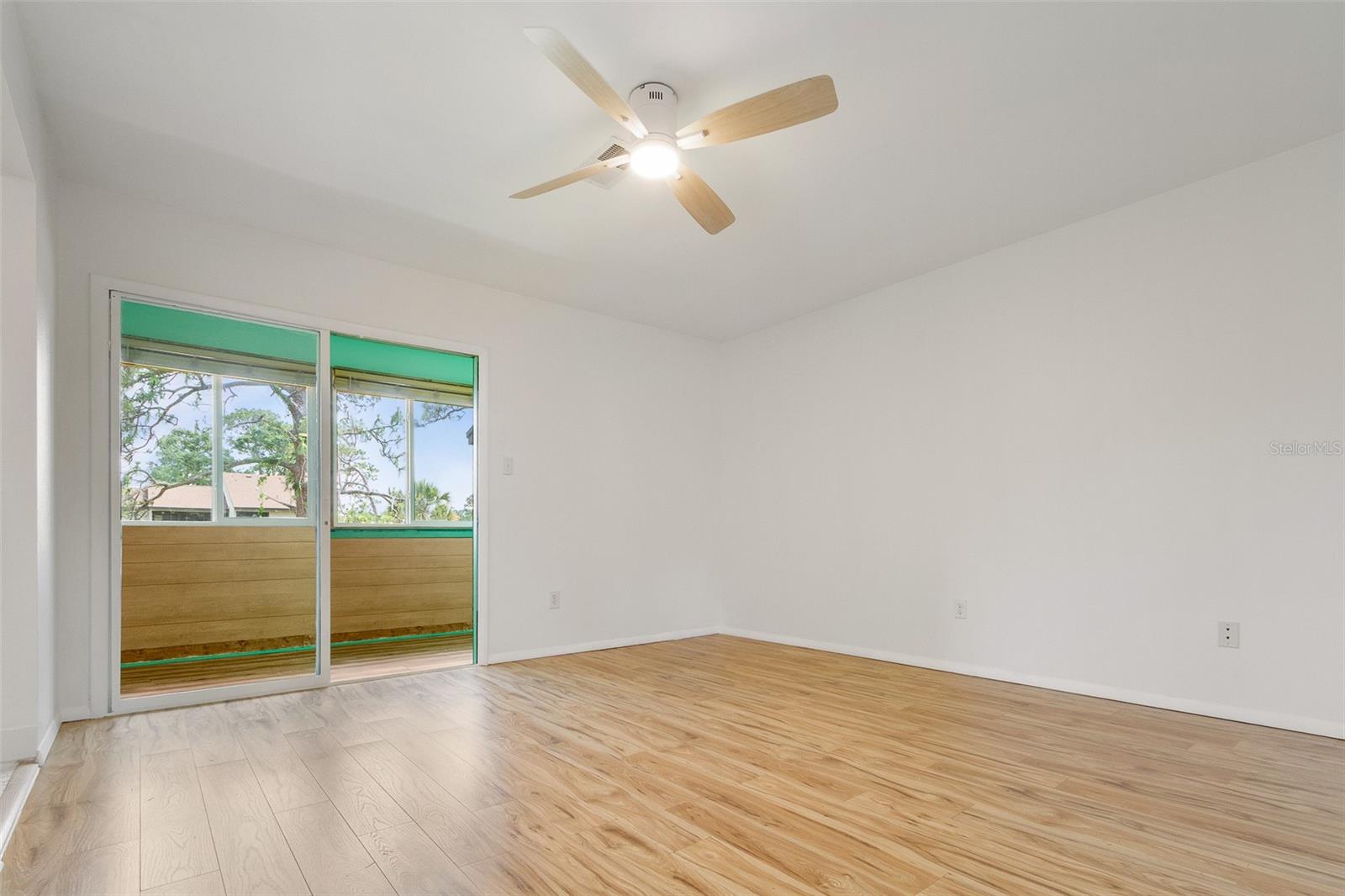 Image 25 of 44 For 4346 Rayfield Drive 4346