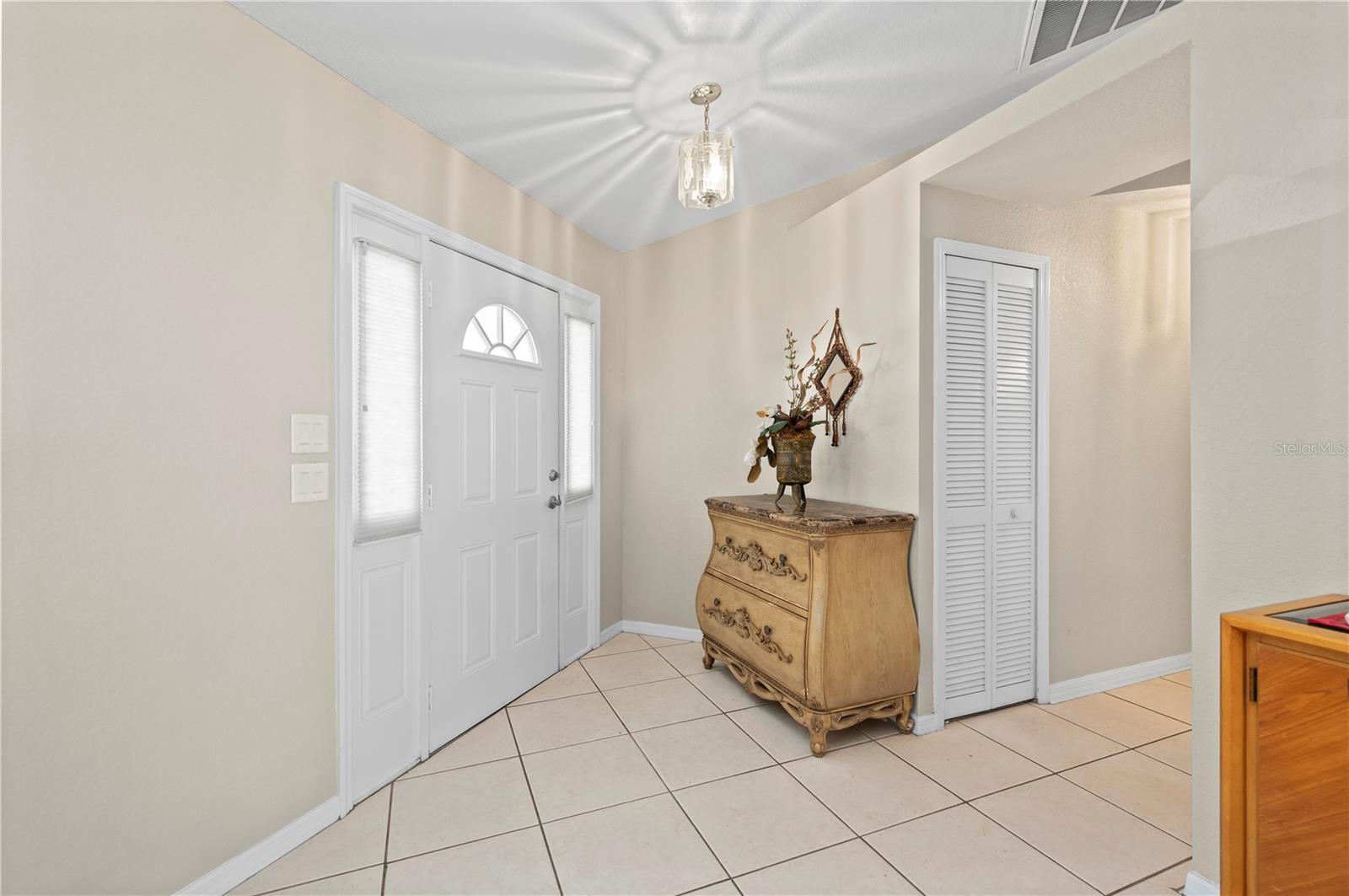 Image 10 of 66 For 891 Bayard Street