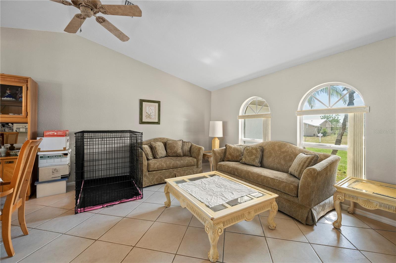 Image 14 of 66 For 891 Bayard Street