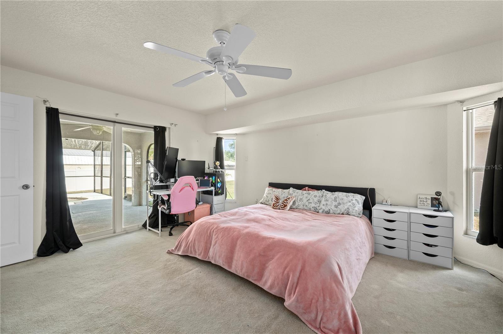 Image 30 of 66 For 891 Bayard Street