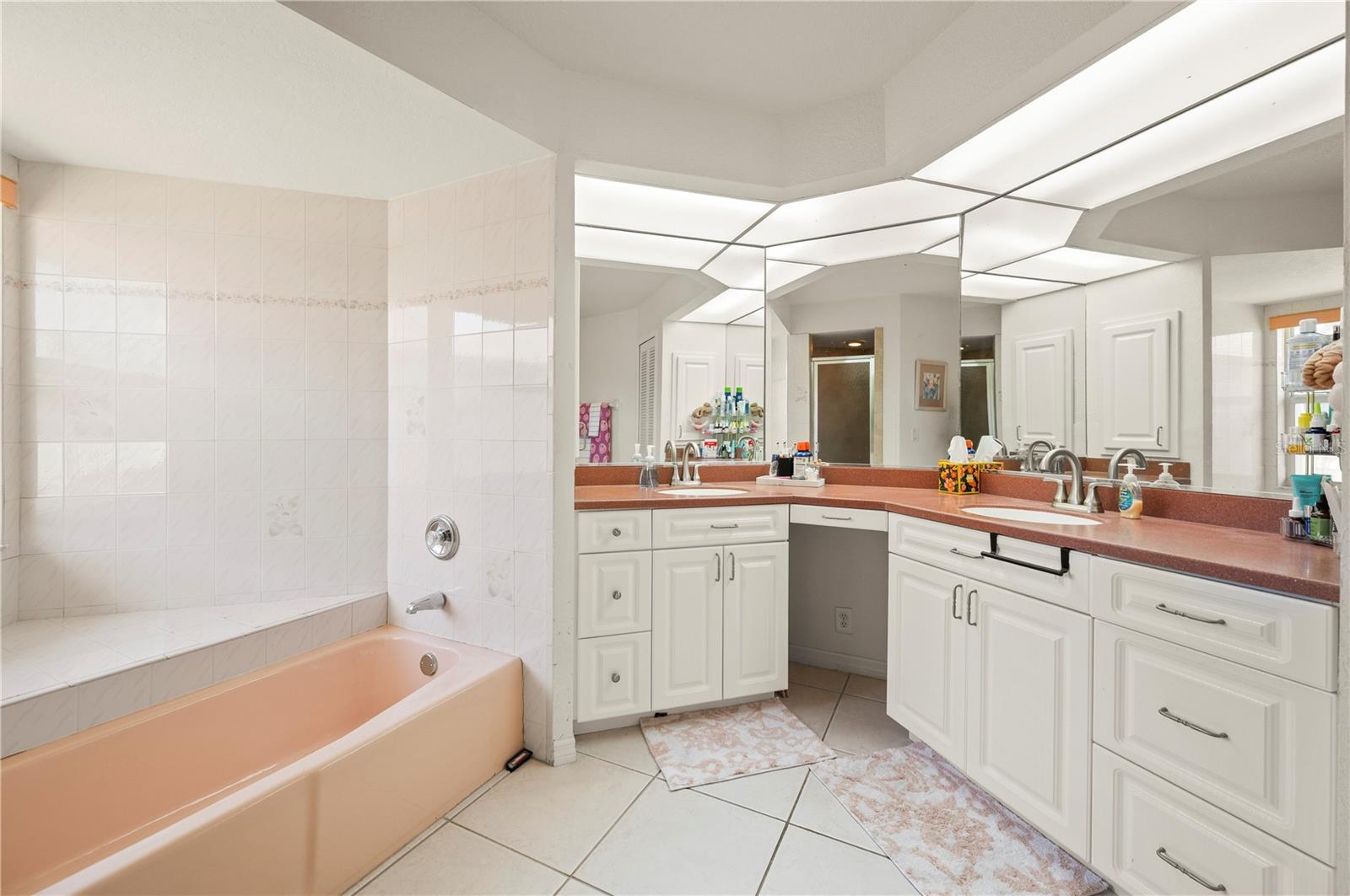 Image 33 of 66 For 891 Bayard Street