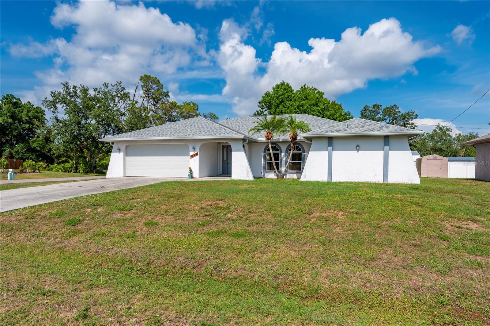 Image 4 of 66 For 891 Bayard Street